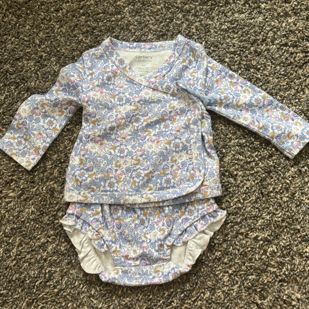 NWT Kimono 2 piece set Size 6Months